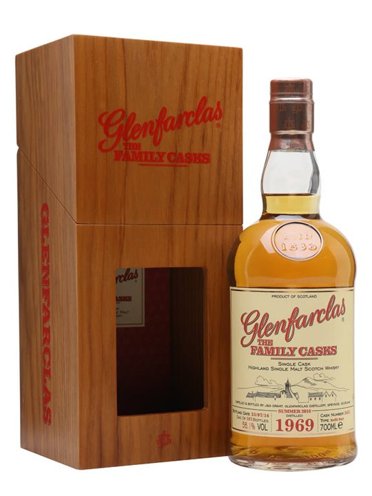 Glenfarclas 1969 / Family Casks S16 / #2451 Speyside Whisky