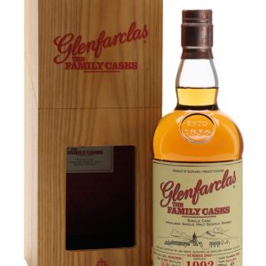 Glenfarclas 1992 / Family Casks S20 / Cask 2904 Speyside Whisky